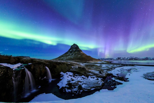 Northern Lights Wallpaper Wall Mural