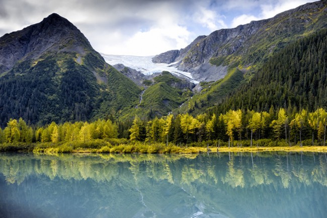 Alaska Landscape Mountain Lake Wall Mural